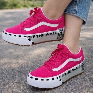 Vans Old Skool Stacked Logo Platform Tennis Shoes Pink Women’s Size 5.5M